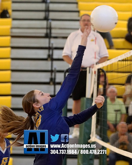 Wheeling MS 8th grade volleyball