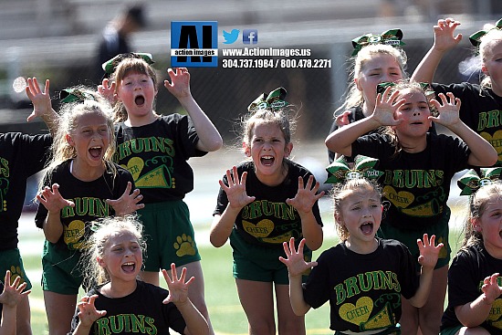 Little Bruins Cheer JV action 8-28-22