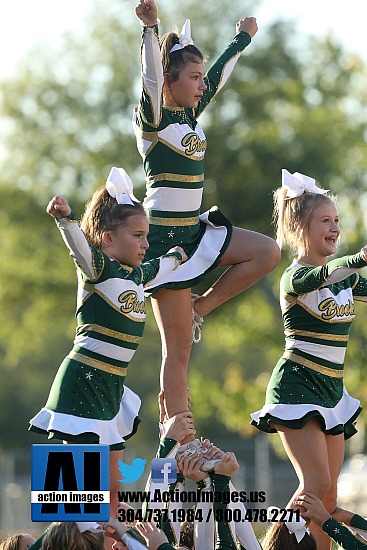 Brooke Middle Cheering 9-8-22