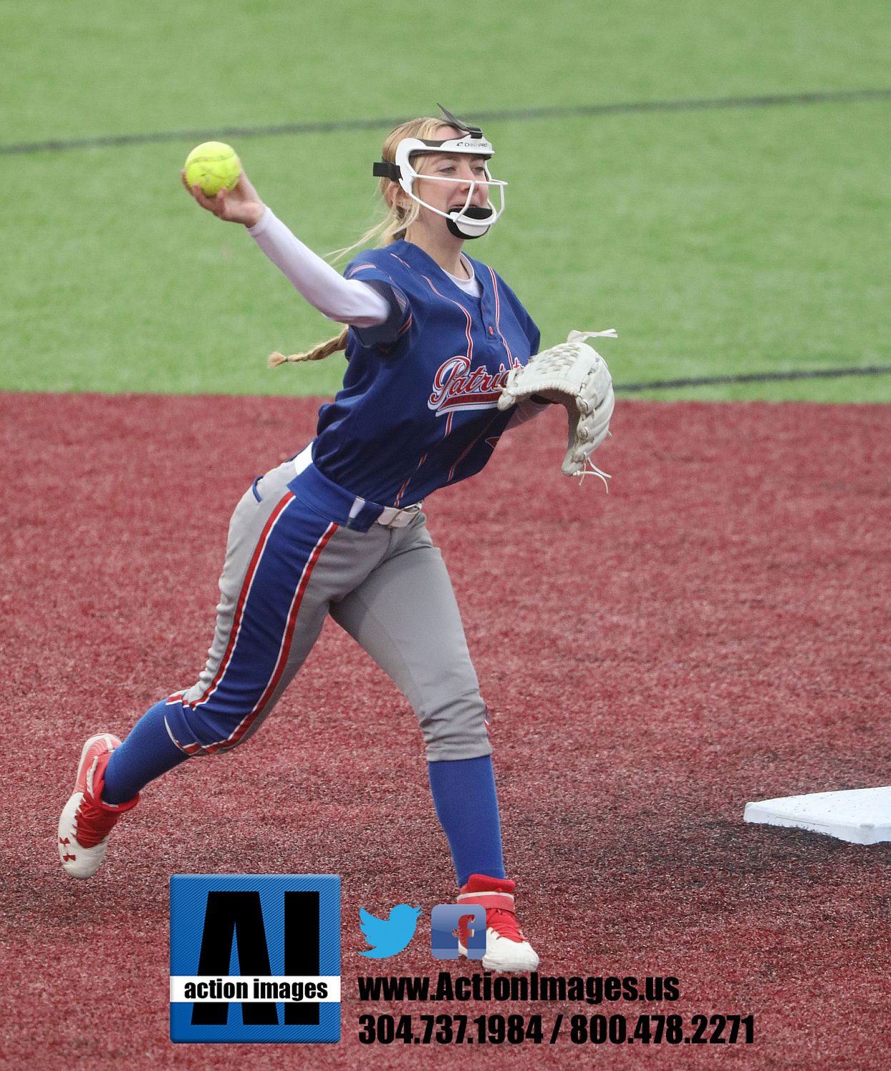 Wheeling Park JV Softball 42523 View Wheeling Park Softball Action Images Photography